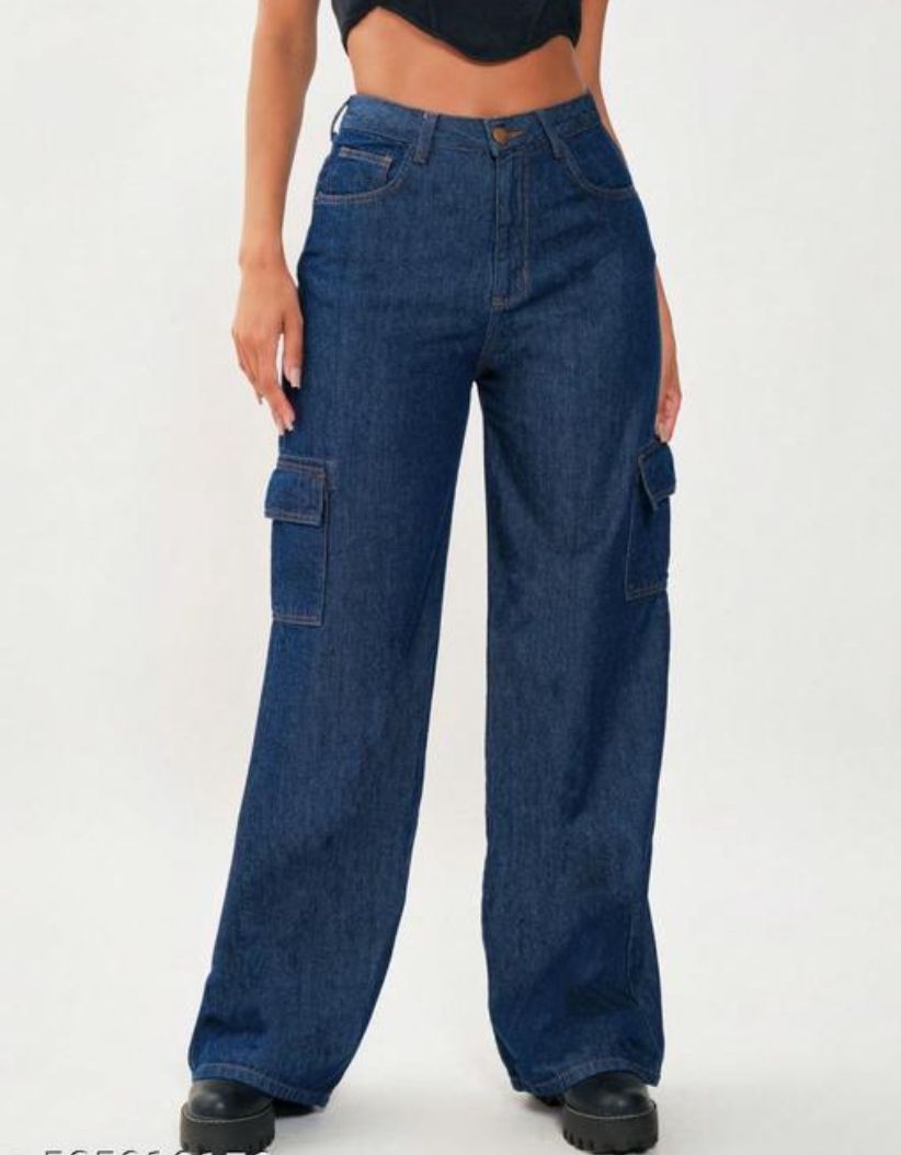 WOMEN POCKET BLUE JEANS