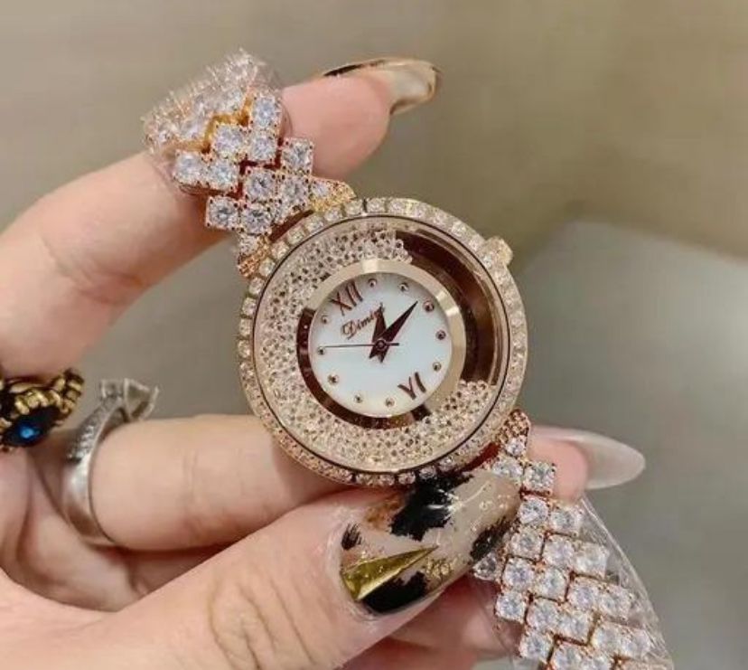 Amigos Double Luxury Crystal Rose Gold Watch London Collection