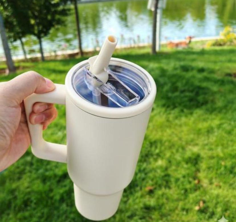 LAZYwindow Insulated Stainless Steel Tumbler 1200ml | Hot & Cold Thermos Cup with Straw & Spill-Proof Lid (Off White)