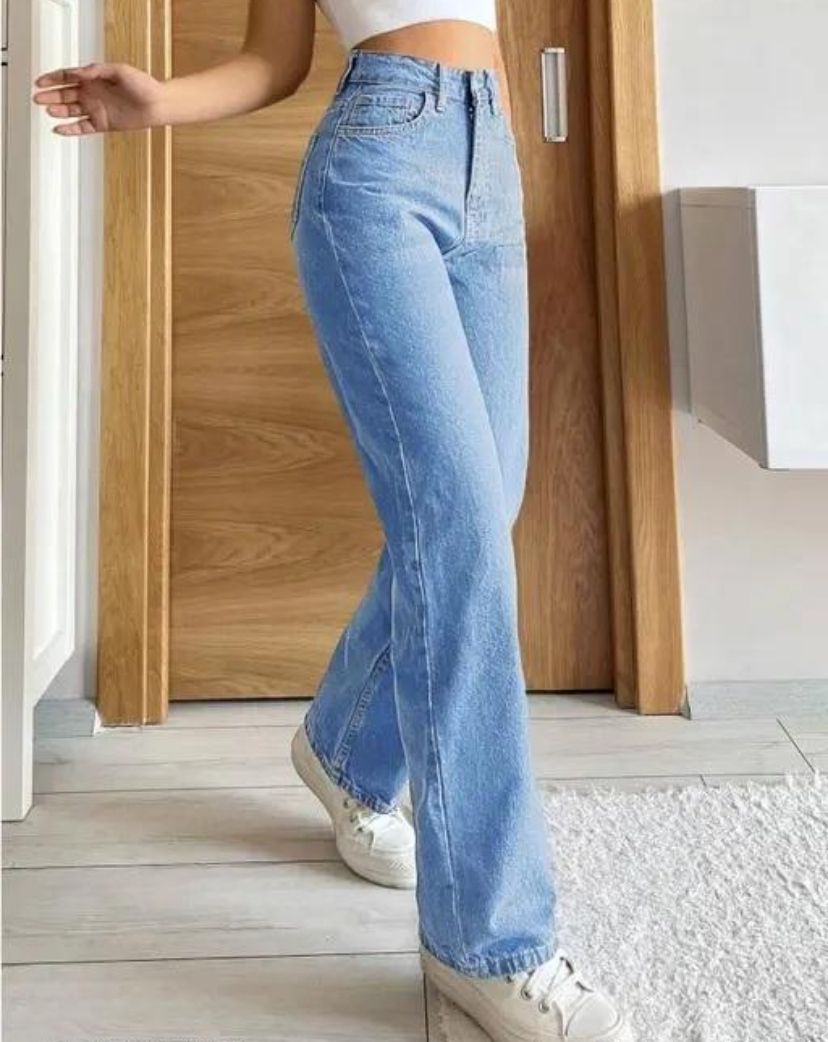 Trendy Women Jeans Icejeans