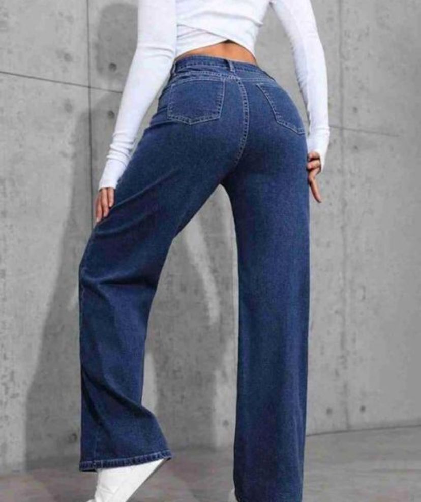 Dark blue straight fit New Jeans