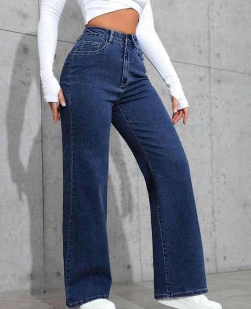 Dark blue straight fit New Jeans