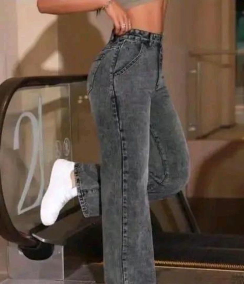 Women High Waist Straight fit strechable Denim Jeans