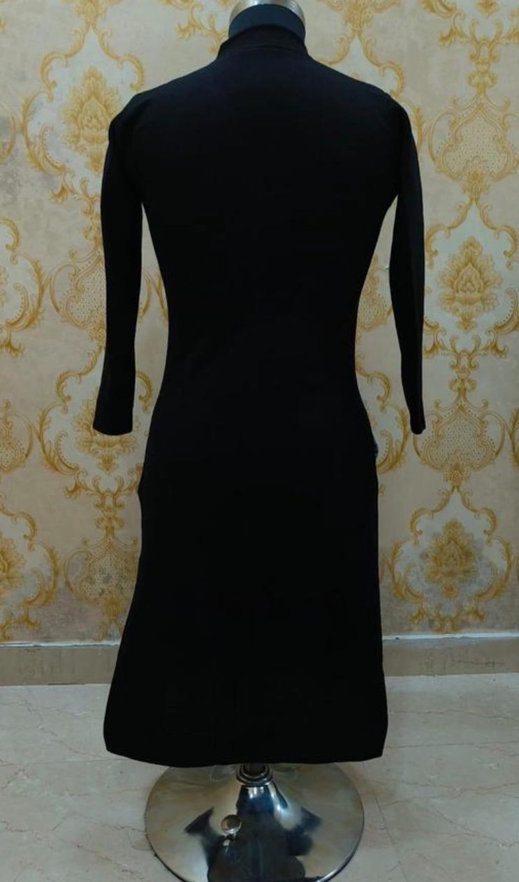 Women's Brown & Black Woolen kurta with Floral and Chevron Design