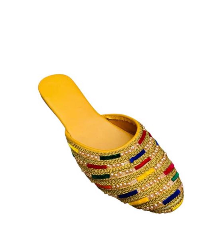 Women's Mojaris and Bellies