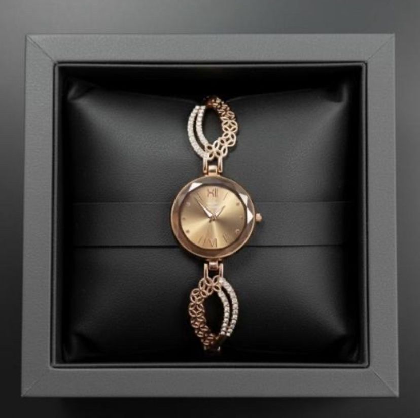Stylish Bracelet Chain Watch for Women